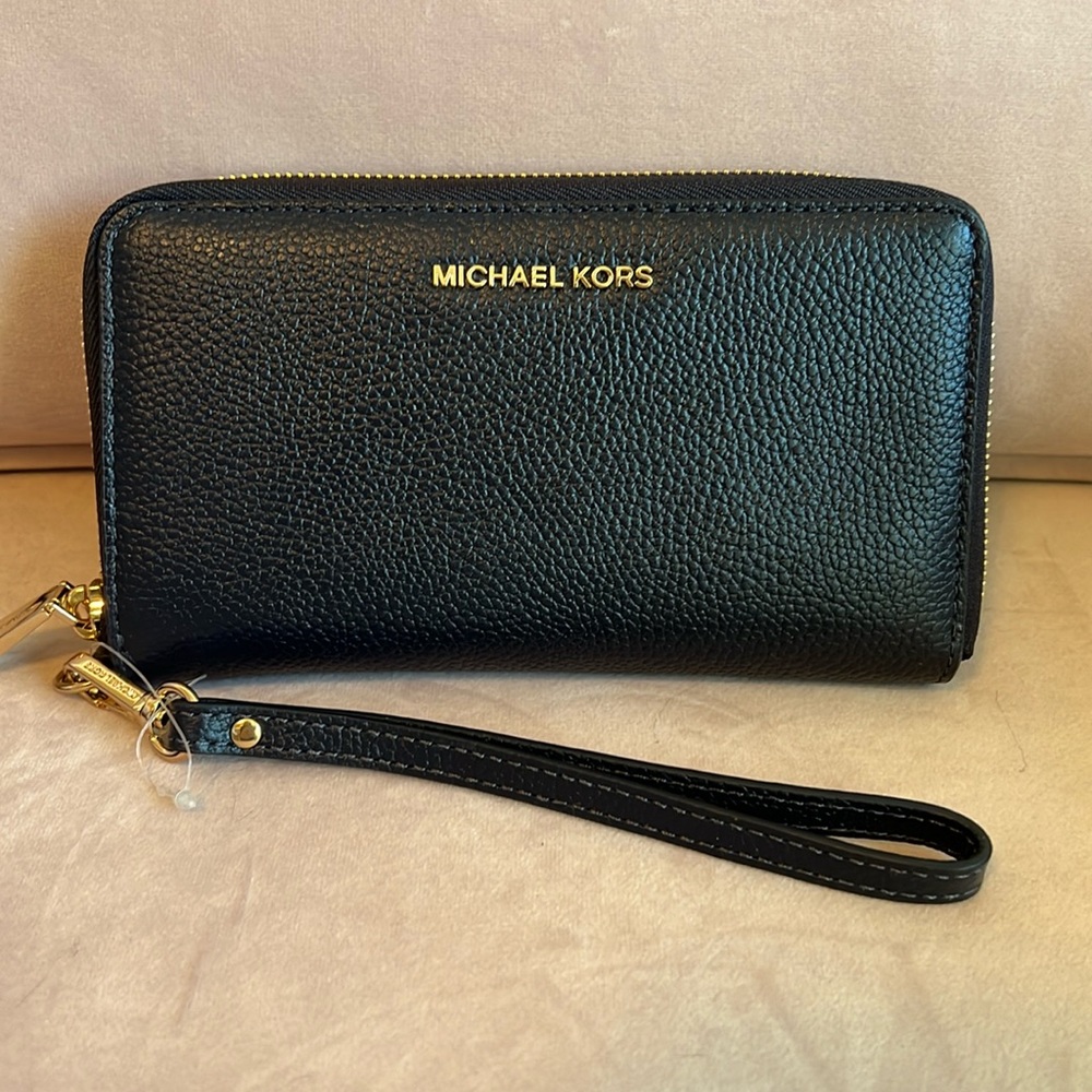 Michael Kors navy blue, wristlet, wallet. - Picture 1 of 3